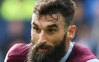 Image for Jedinak Out For Around A Month Again