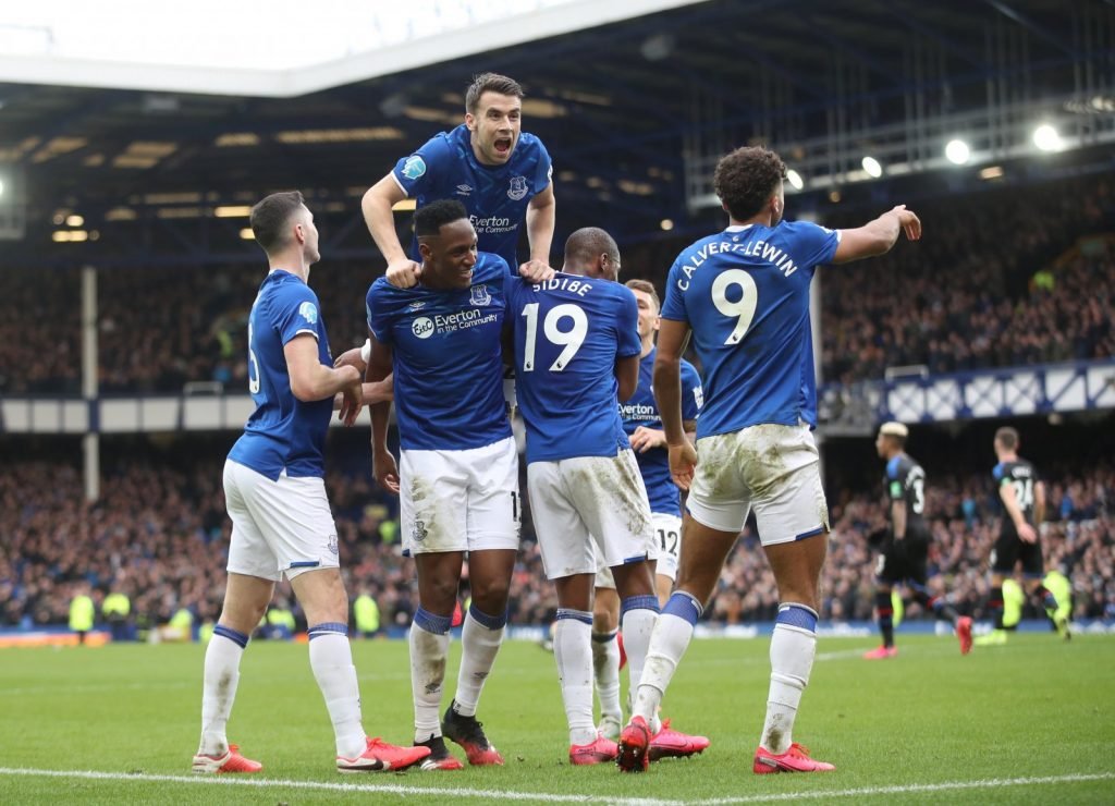 Everton's Dominic Calvert-Lewin celebrates scoring their third goal with Seamus Coleman, Yerry Mina and teammates