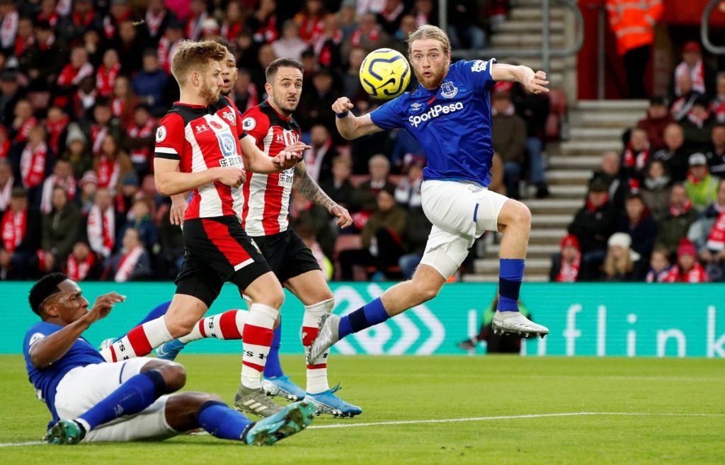Everton's Tom Davies in action with Southampton's Danny Ings and Stuart Armstrong