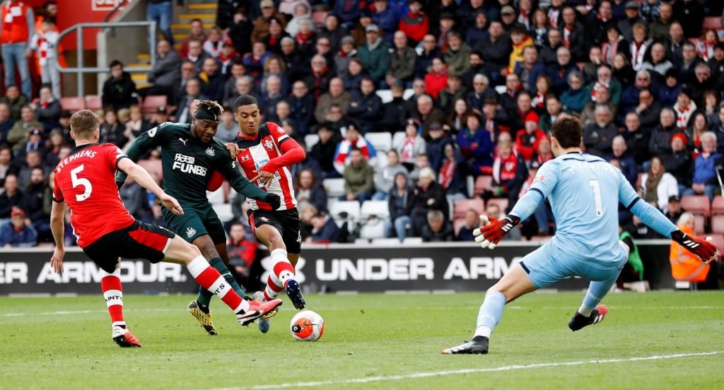 Newcastle United's Allan Saint-Maximin scores their first goal v Southampton