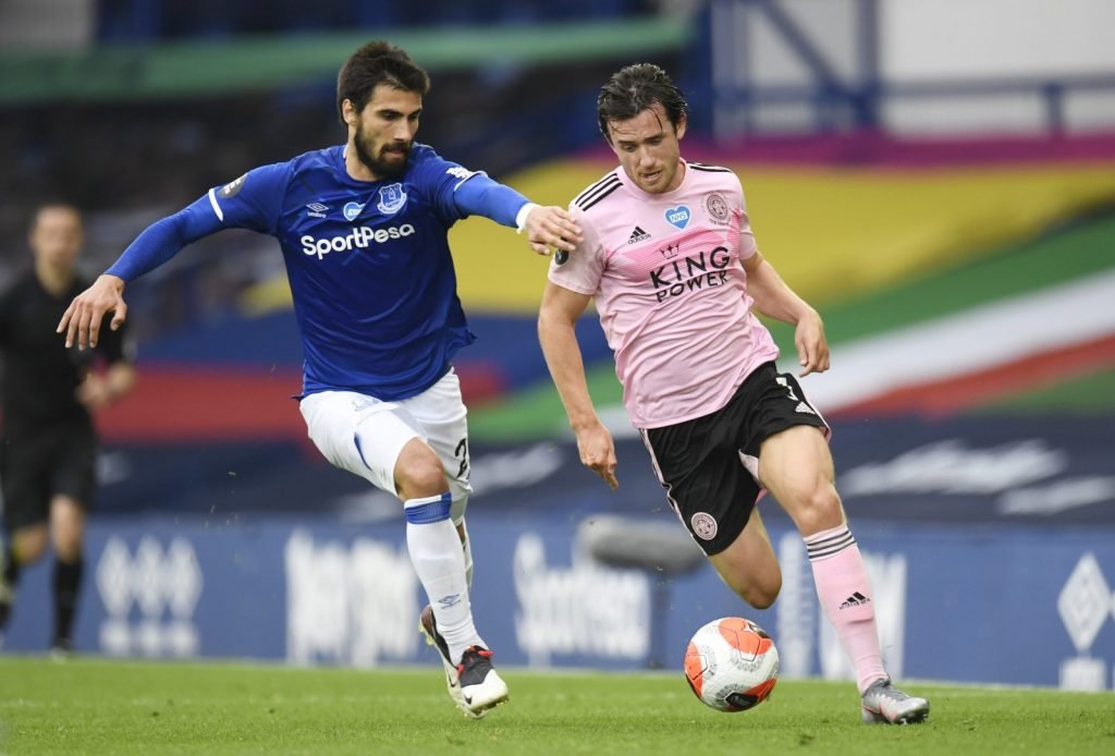 Andre Gomes against Ben Chilwell-min