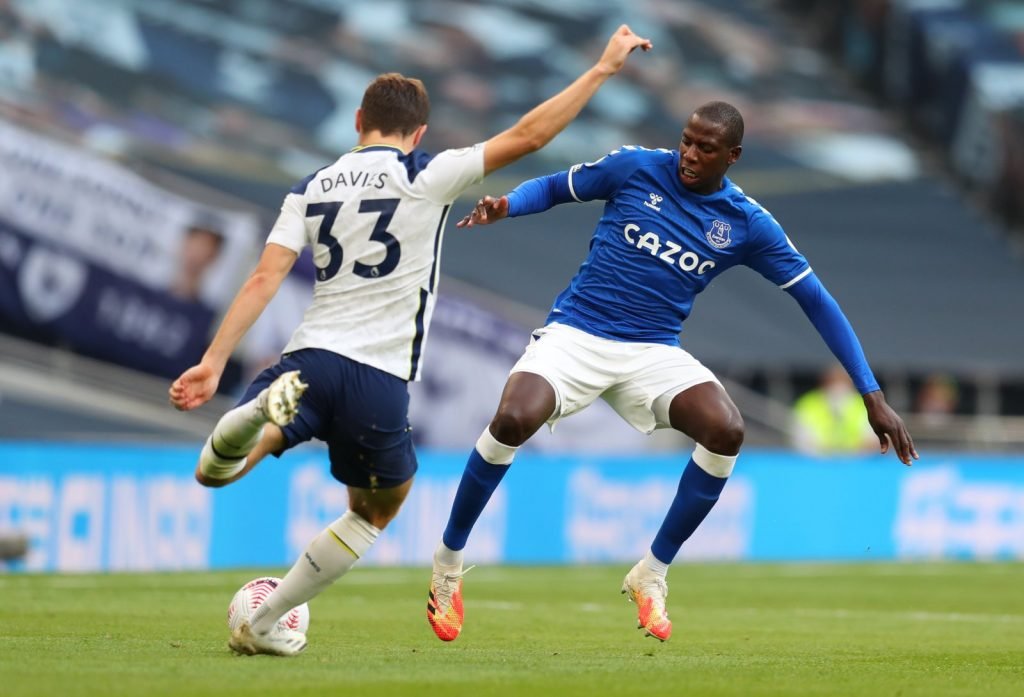 everton-abdoulaye-doucoure-in-action-v-tottenham