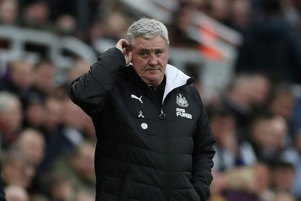 Newcastle United head coach Steve Bruce looks dejected vs Norwich City