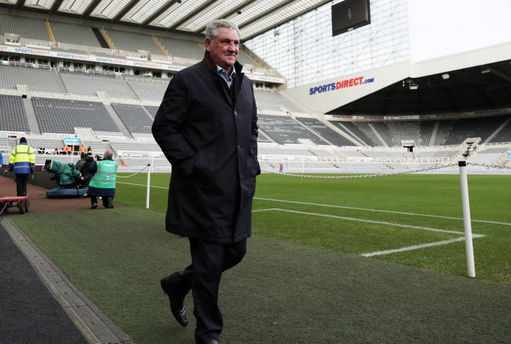 Newcastle United manager Steve Bruce arrives at St. James' Park before the Norwich City match