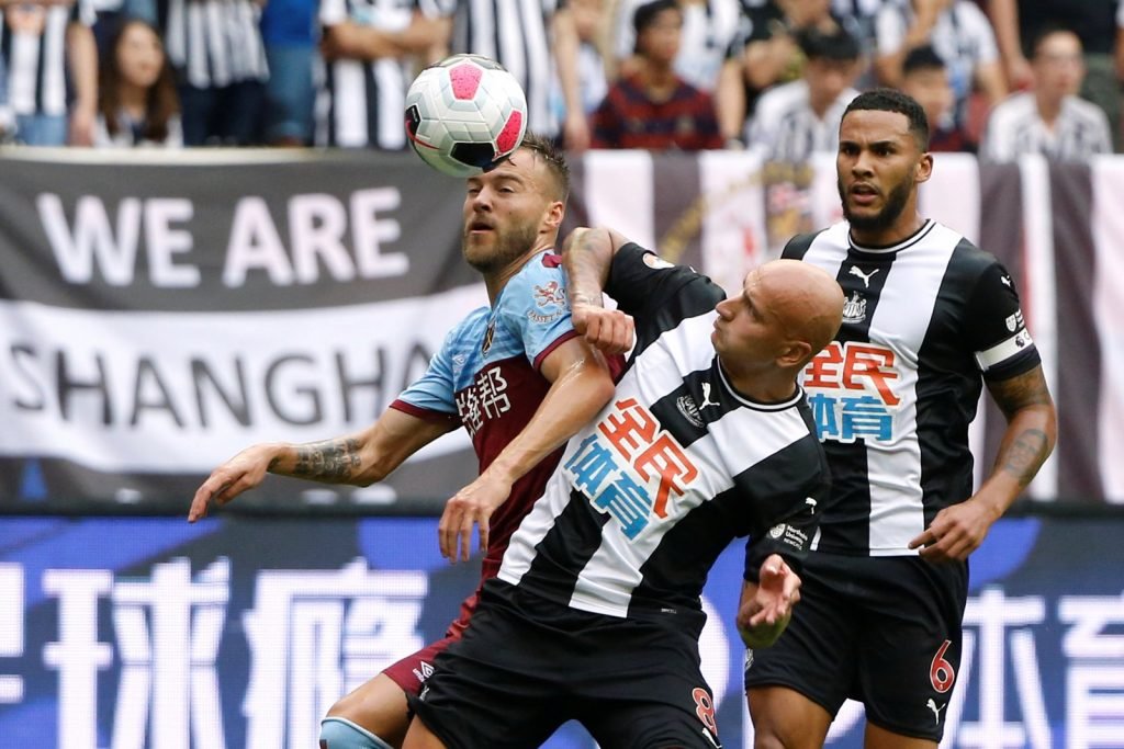 Newcastle United's Jonjo Shelvey and Jamaal Lascelles in Premier League Asia Trophy action v West Ham United