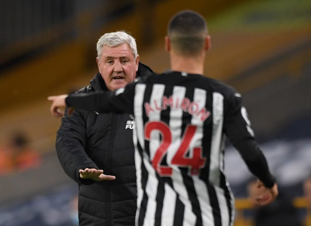 steve-bruce-miguel-almiron-newcastle-united-star