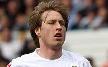 Image for Becchio salvages point for Leeds