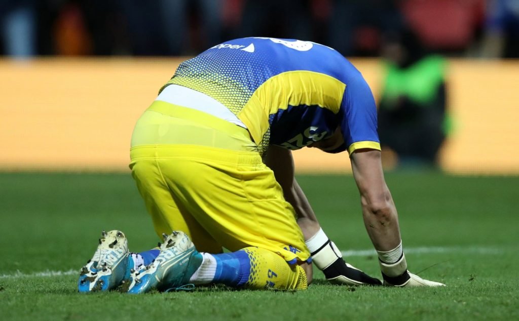 Leeds United's Kiko Casilla looks dejected after Brentford's Said Benrahma scored their first goal