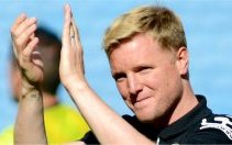 Image for Cook: Howe deserves a statue in Bournemouth
